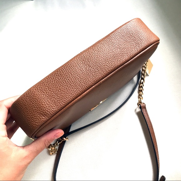🆕 MICHAEL KORS FULTON CROSSBODY in LUGGAGE! - Picture 8 of 12